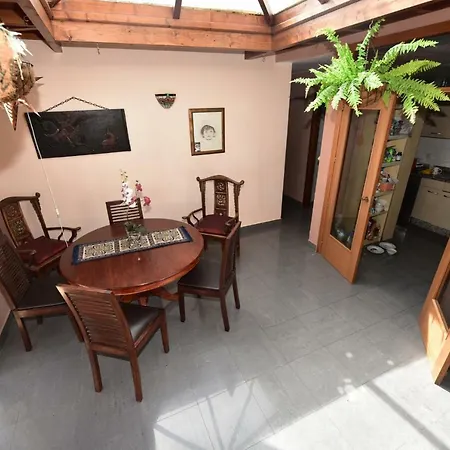 Homestay Costa Teguise Beach (adults Only)