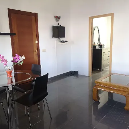 Homestay Costa Teguise Beach (adults Only)